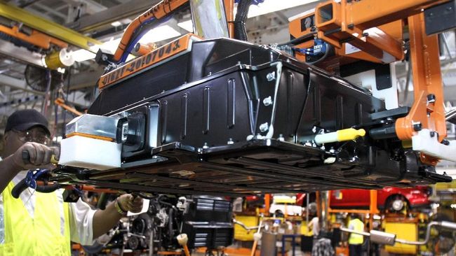 Jokowi Ingin RI Jadi Raja Baterai Hingga Mobil Listrik Dunia